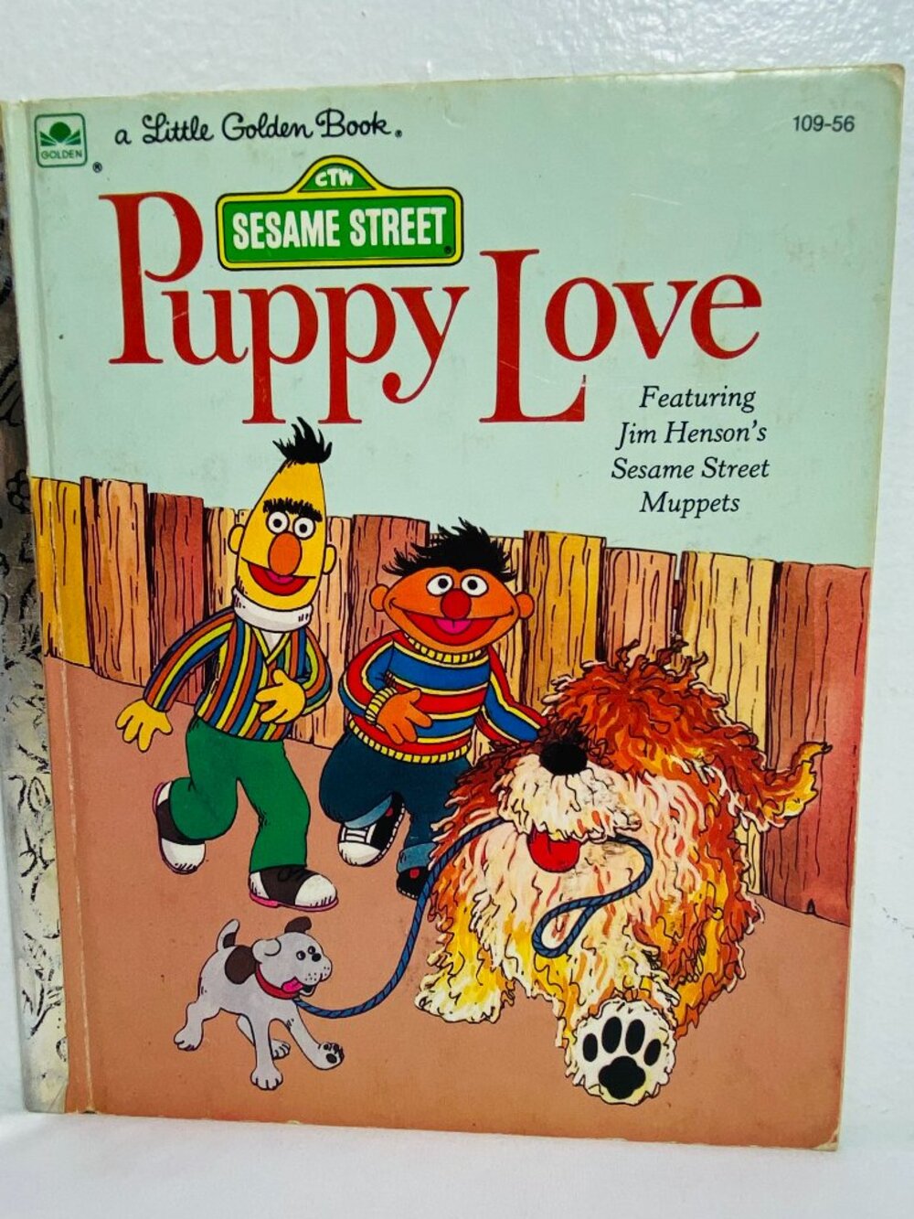 VNTG Little Golden Book Puppy Love CTW Sesame Street 1983 Jim Henson Muppets VG